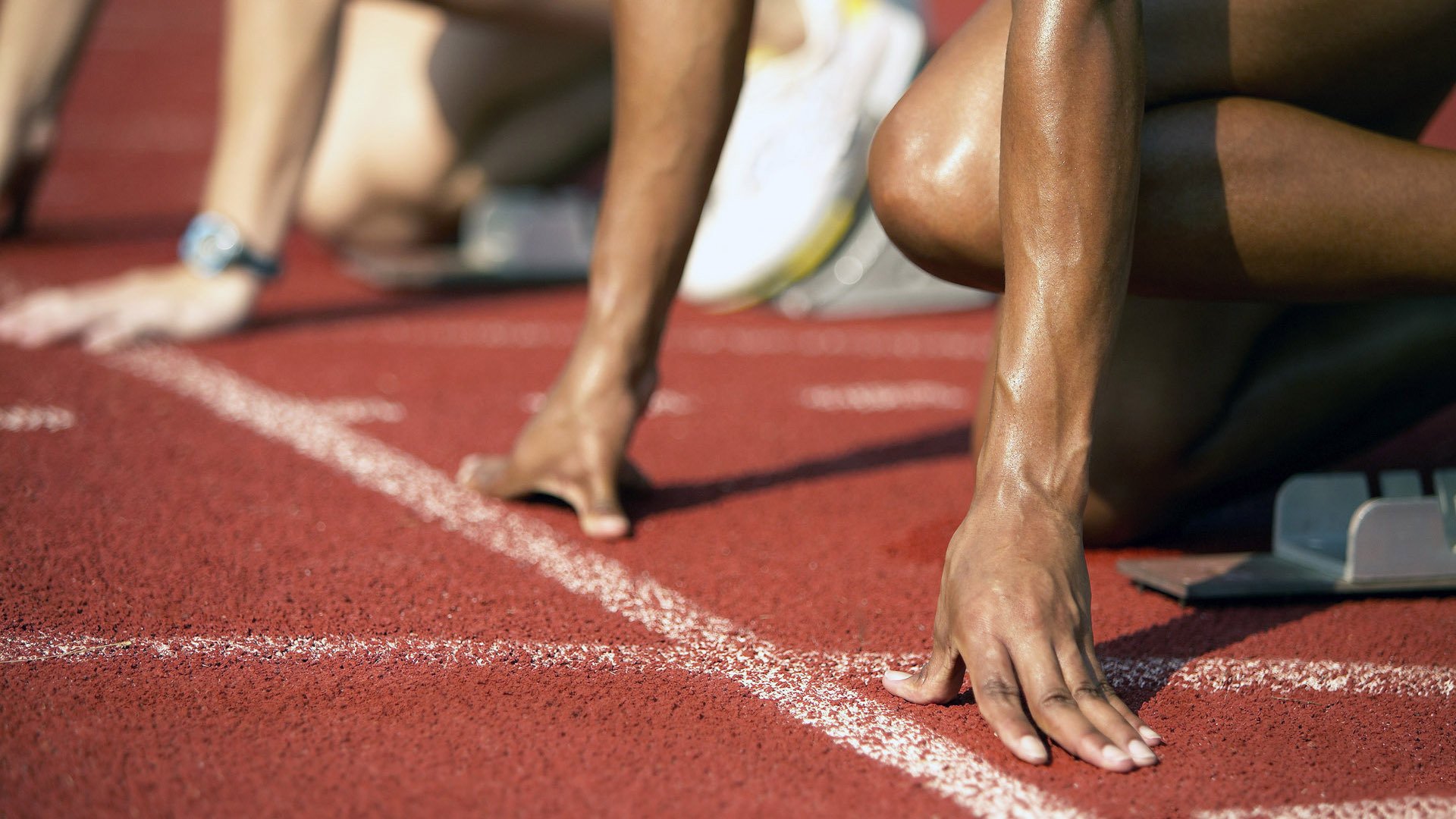 篮球专项体能训练恢复技术及临床应用，篮球体能训练有哪些项目