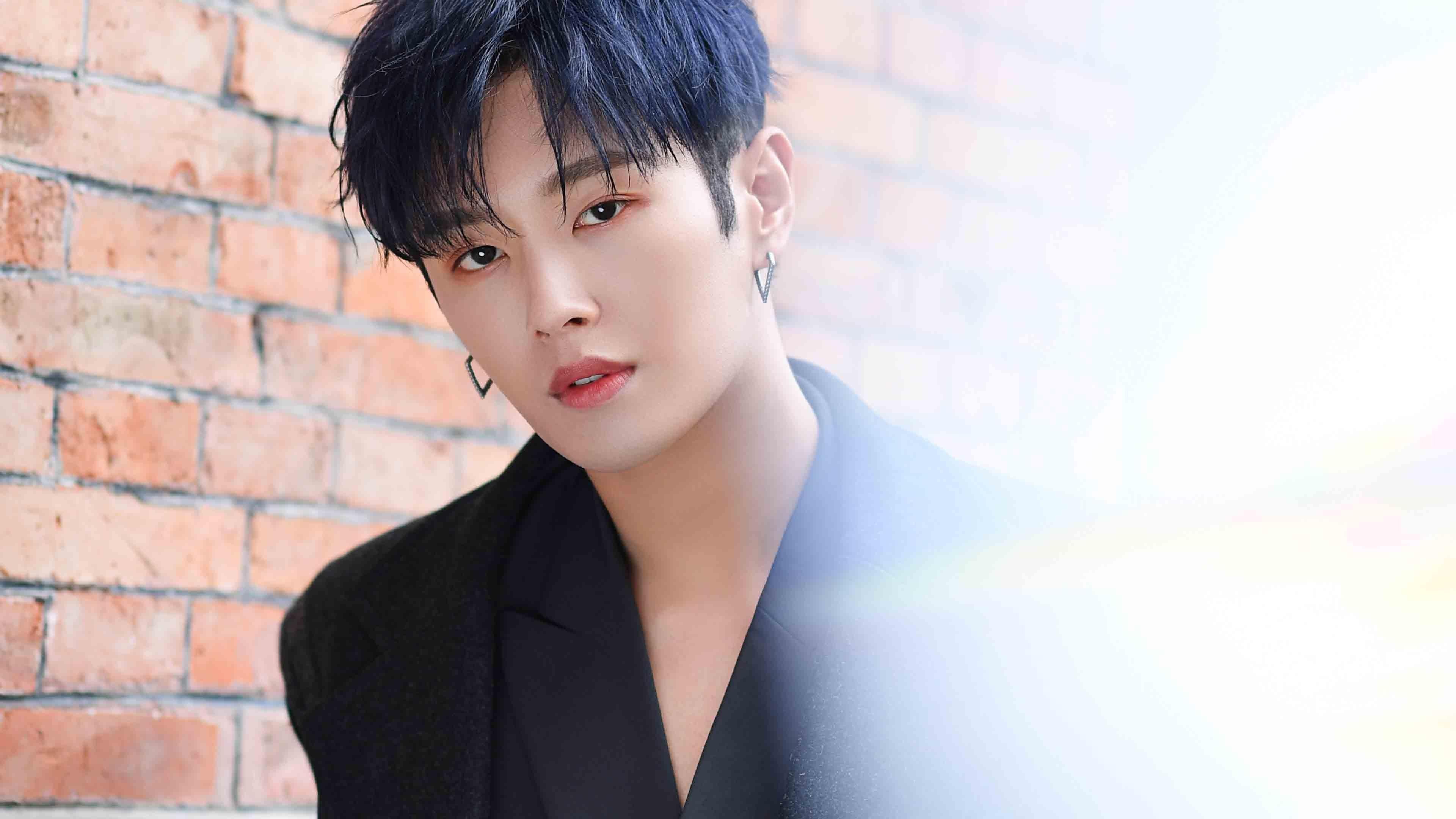 凯恩触发解约金，重返热刺迎来高薪新篇章，凯恩在热刺合同